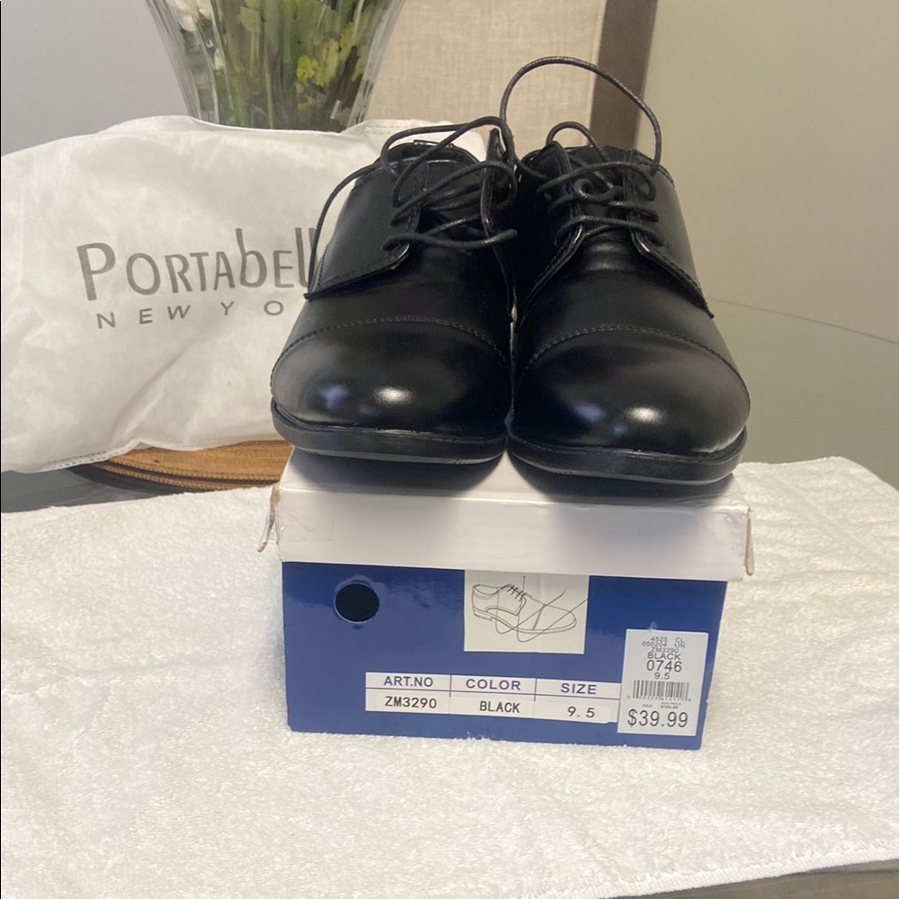 Men's Classic Black Oxfords